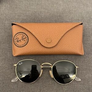 Ray-Ban Gold Frame Sunglasses with Black Lenses